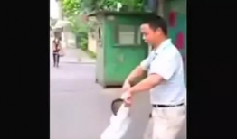 女儿洗澡短视频,可爱指数爆表！